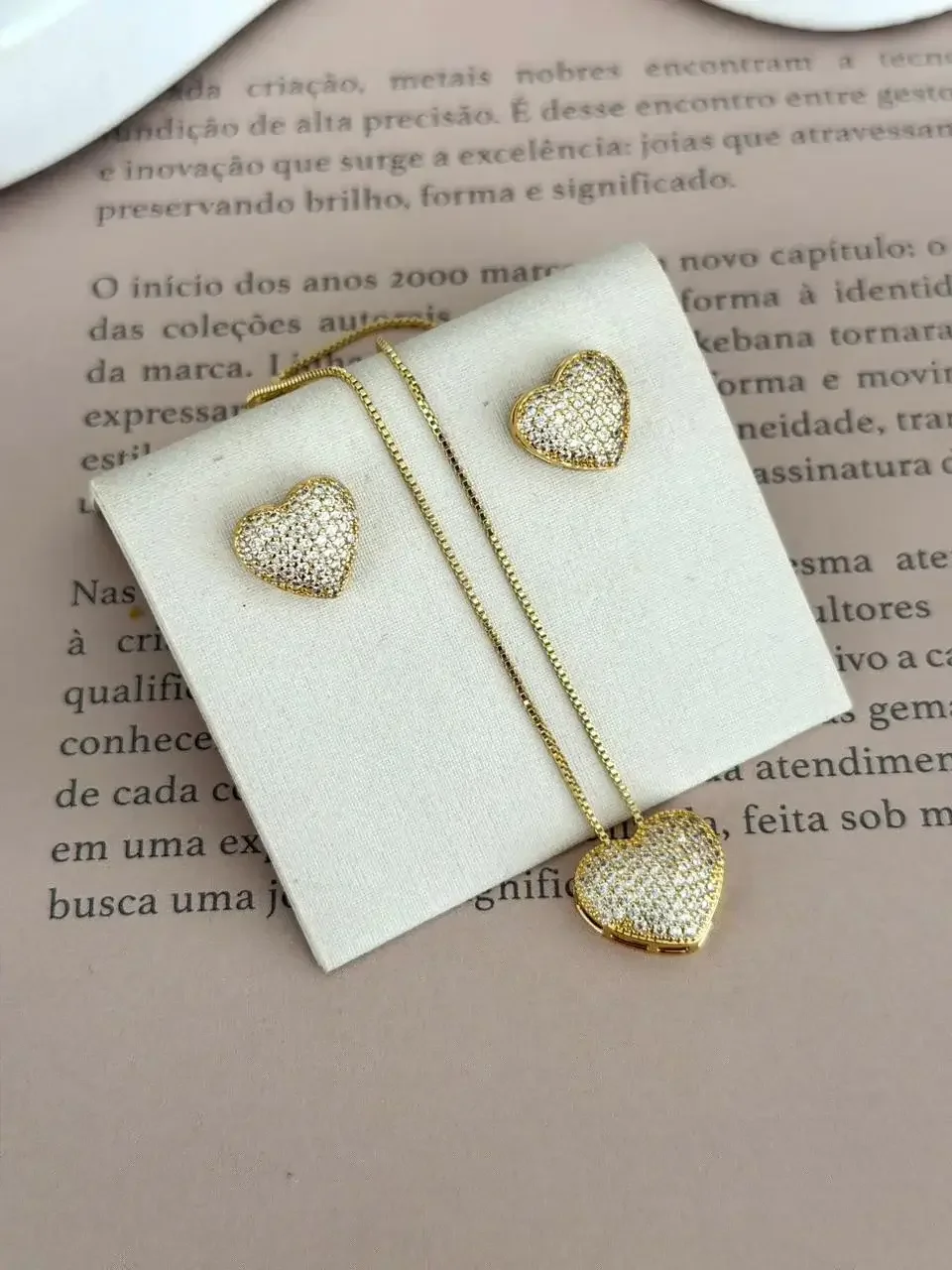 CONJUNTO CORAÇÃO CRAVEJADO — foto 1