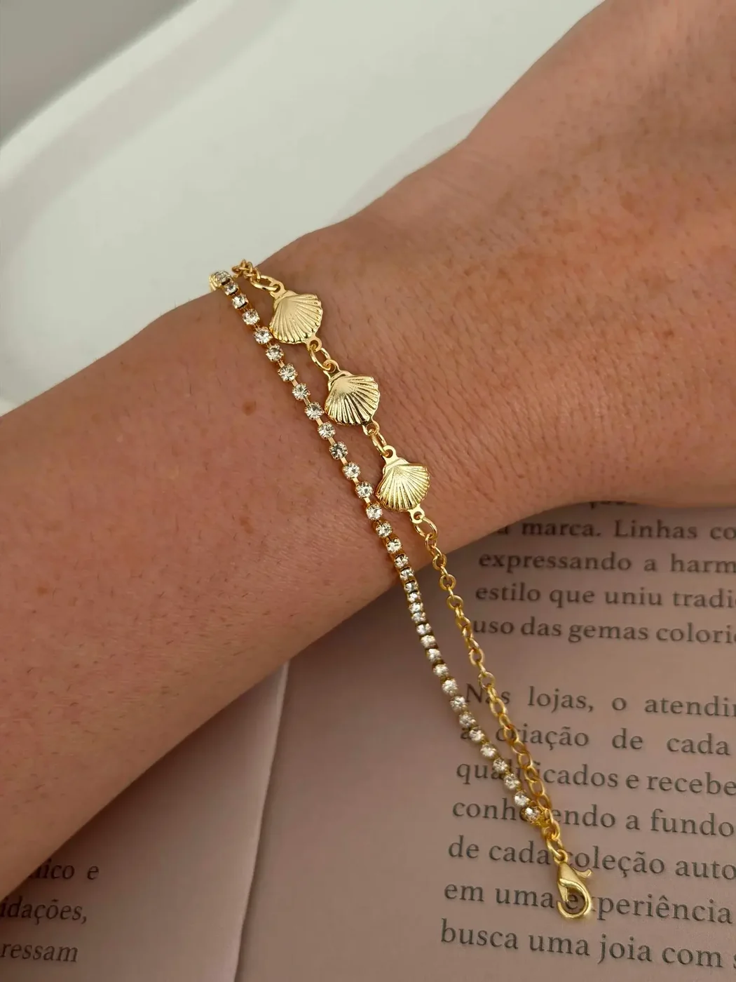 PULSEIRA FOLHEADO A OURO 18K DUPLA CONCHA — foto 1
